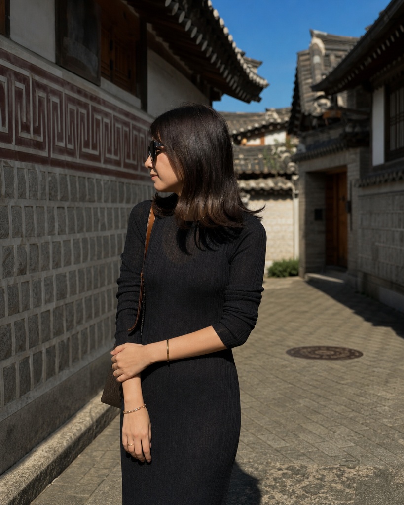 Black ribbed knit midi dress