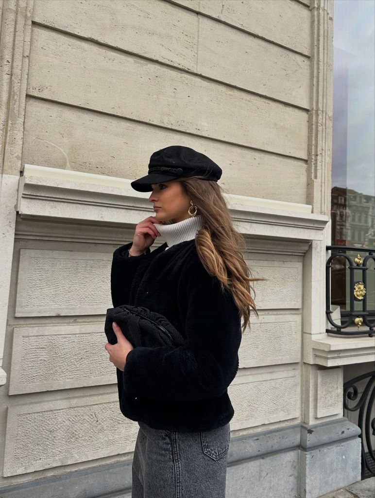 Fall professional outfit baker boy cap teddy jacket white turtleneck