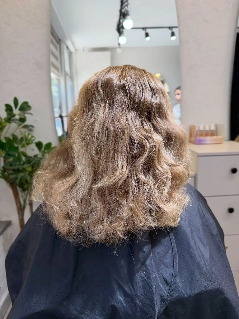 Fall Blonde Hair Colour 2026 Warm Toffee Brunette With Subtle Blonde Dimension
