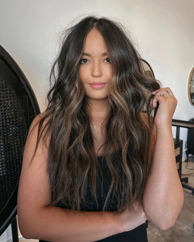 Fall Hairstyles for Long Hair 2026 Dark Chocolate Waves With Warm Bronze Face-Framing