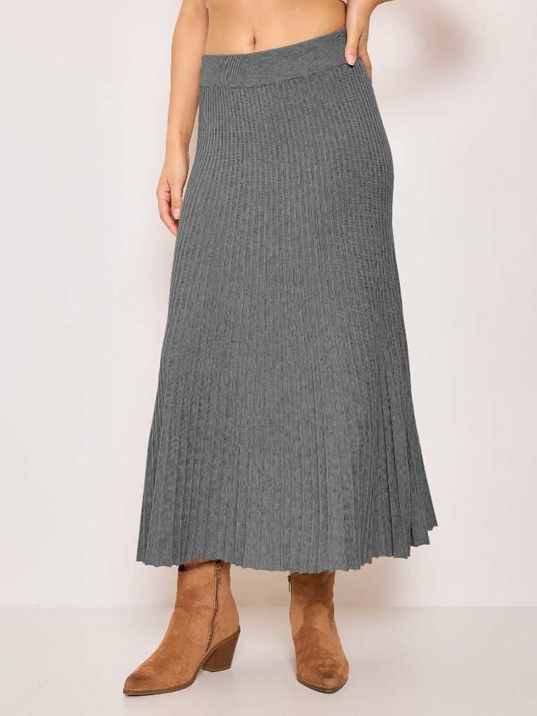Grey ribbed knit A-line maxi skirt with tan suede ankle boots