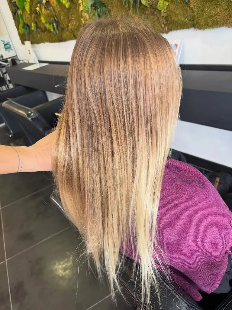 Fall Blonde Hair Colour 2026 Honey Caramel Balayage With Sunlit Graduation