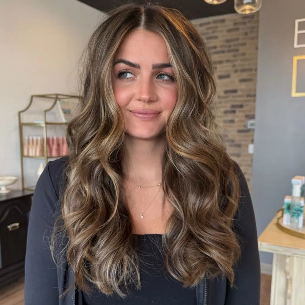 Fall Hairstyles 2026 Bronde Balayage With Dimensional Sun-Kissed Ribbons