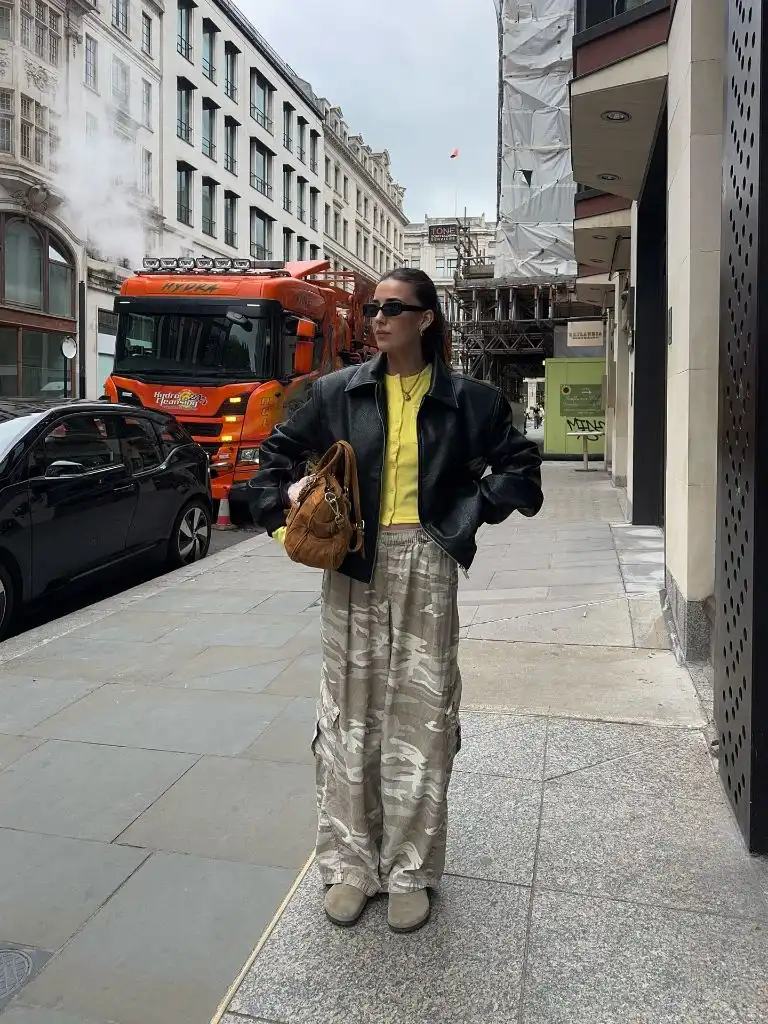 Street style with camo pants and leather jacket