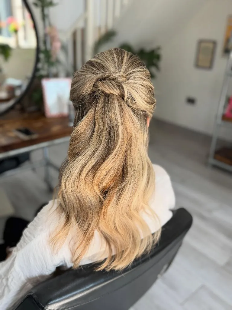 Fall Hairstyles for Office 2026 Effortless Half-Up Twist on Blonde Waves