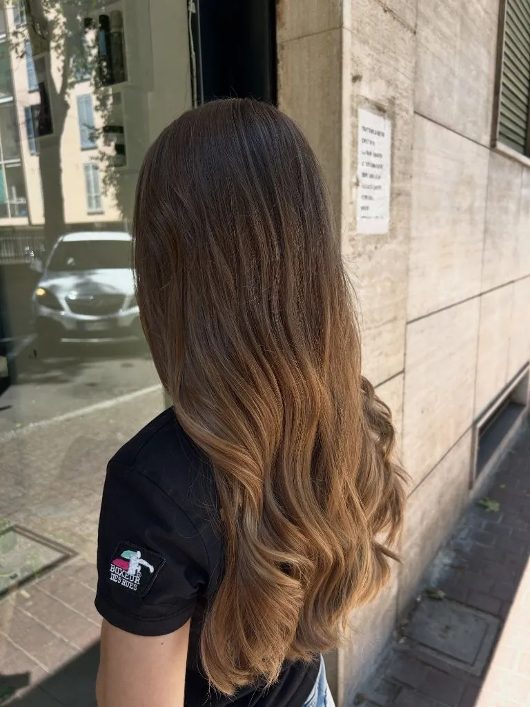 Fall Hairstyles for Long Hair 2026 Warm Chocolate-to-Caramel Ombre With Glossy Ends