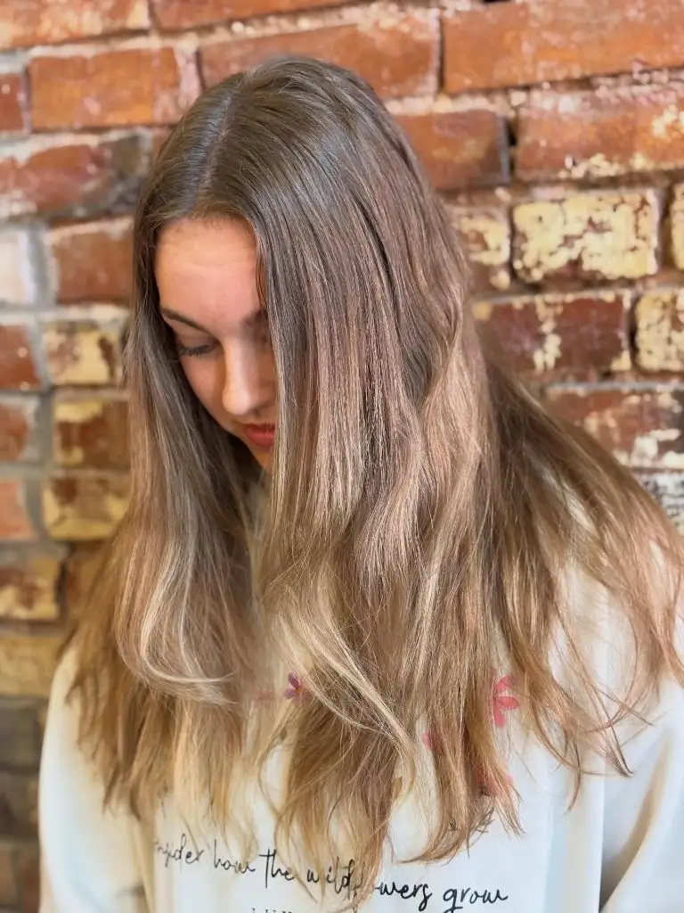 Fall Medium Haircuts 2026 Lived-In Ash Blonde with Soft Natural Texture