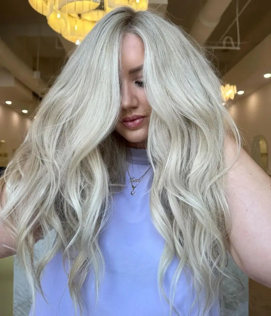 Fall Hairstyles 2026 Icy Platinum Waves With Effortless Volume
