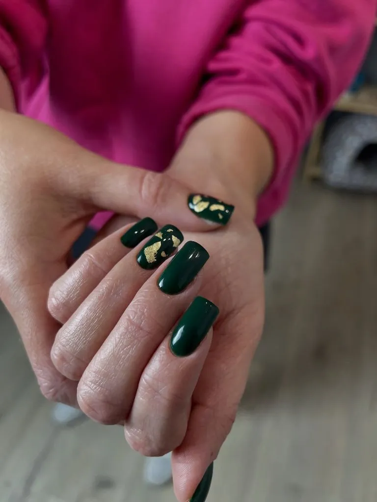 Fall Wedding Nails 2026 Emerald Green With Gold Leaf On Short Square Nails