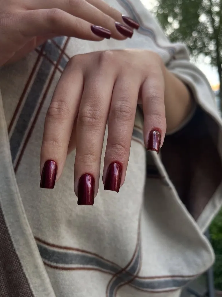 Fall Wedding Nails 2026 Deep Burgundy Gloss On Medium Square Nails