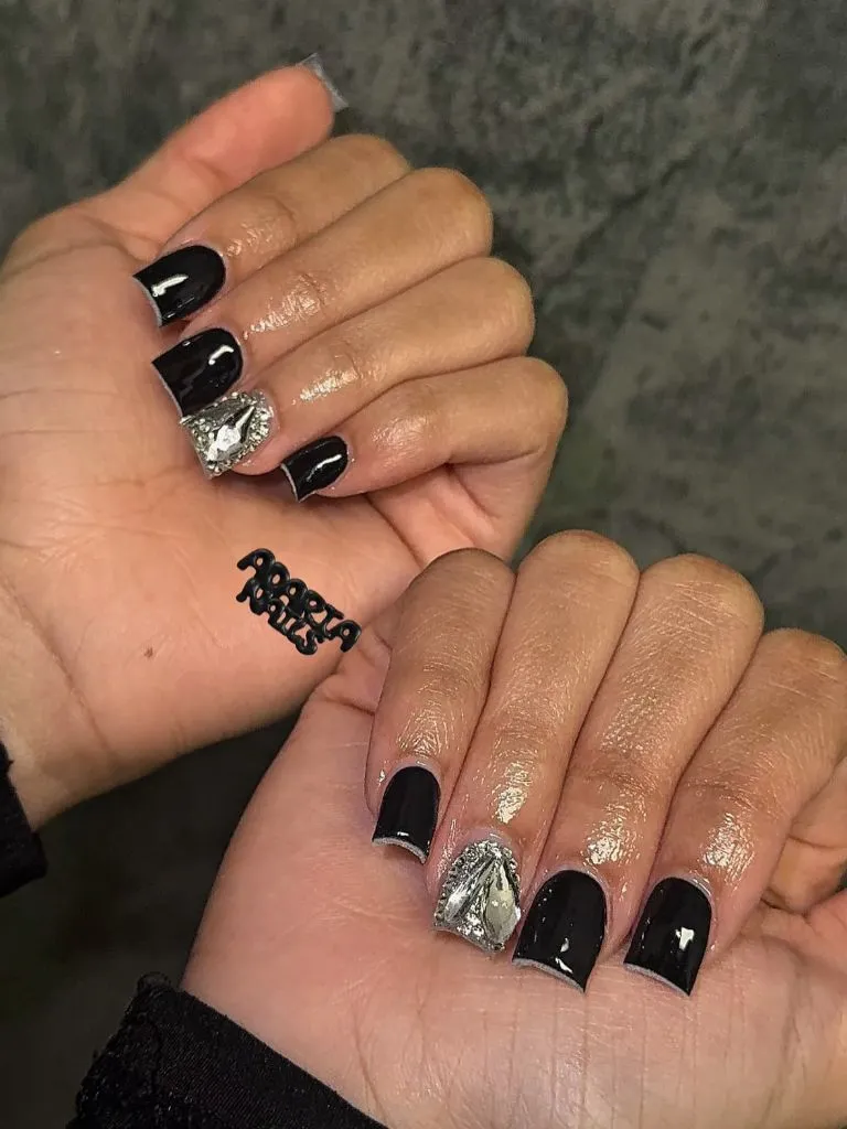 Fall Nail Colors for Dark Skin Glossy Black Short Square Nails With A Silver Crystal Accent