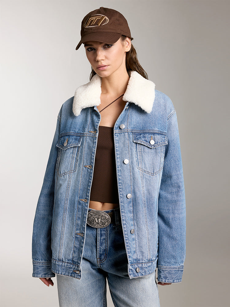 Shearling-collar denim jacket outfit
