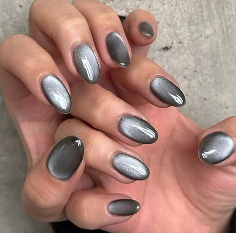 Charcoal grey cat eye nails