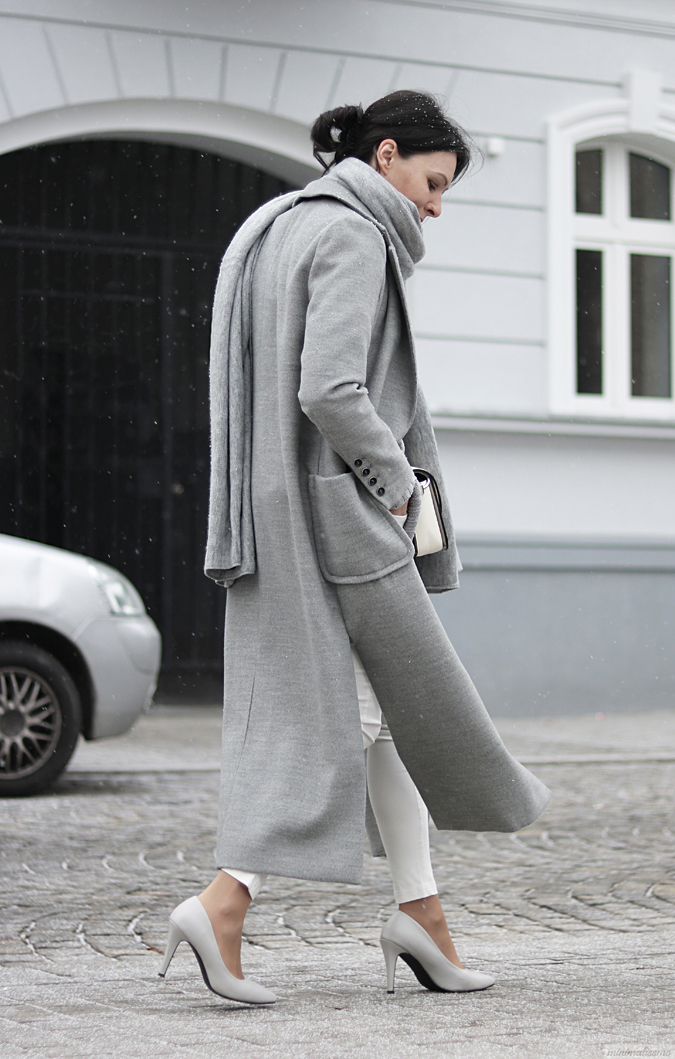Long grey knit cardigan coat