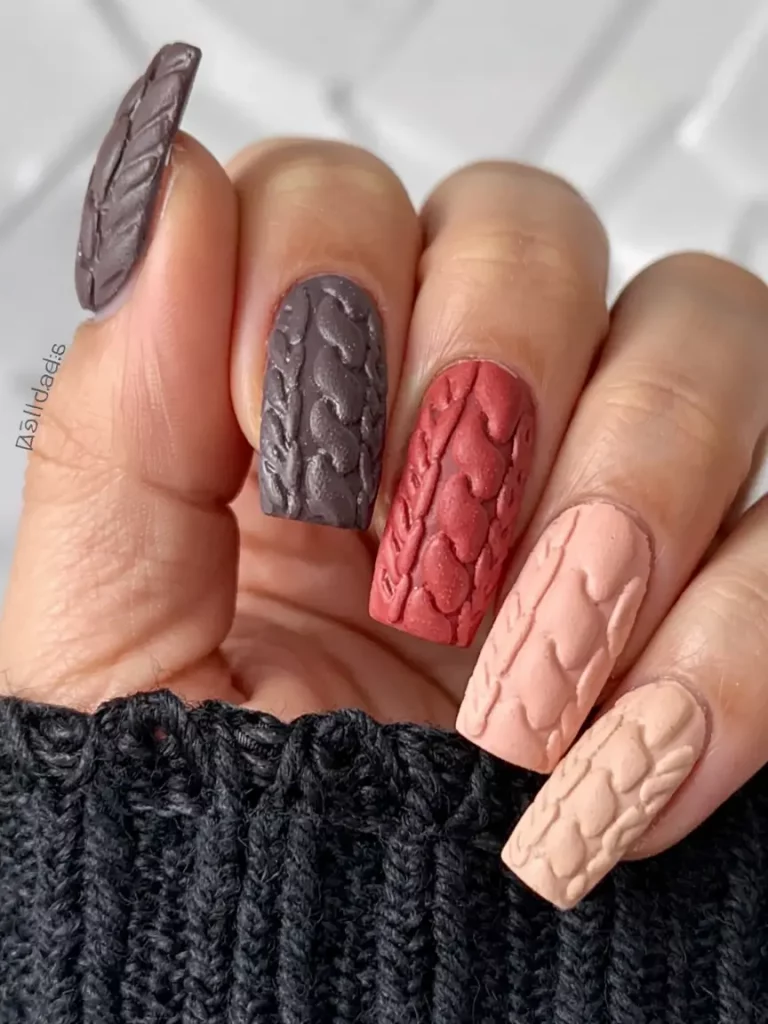 Knit sweater texture Christmas nails