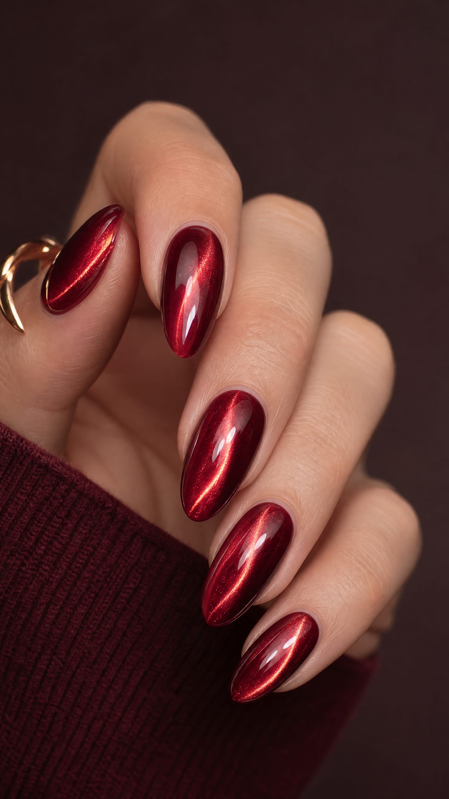 Garnet Velvet Cat-Eye: a deep-red magnetic shimmer on coffin nails