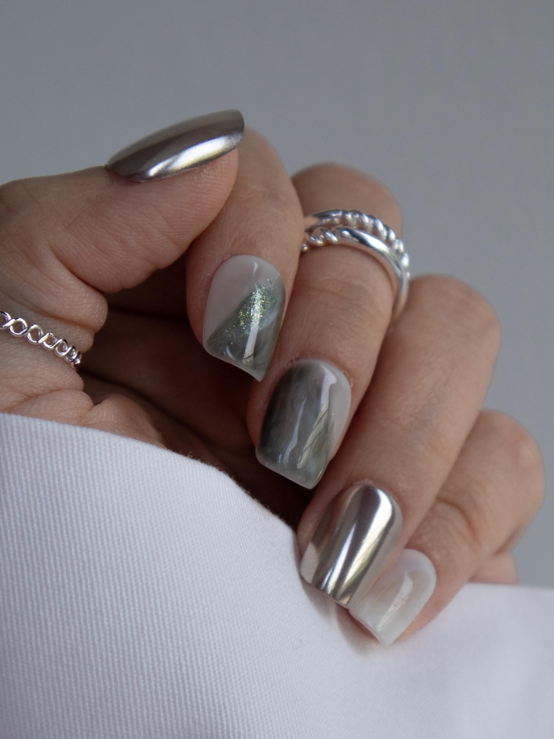 Chrome marble press-on nail set