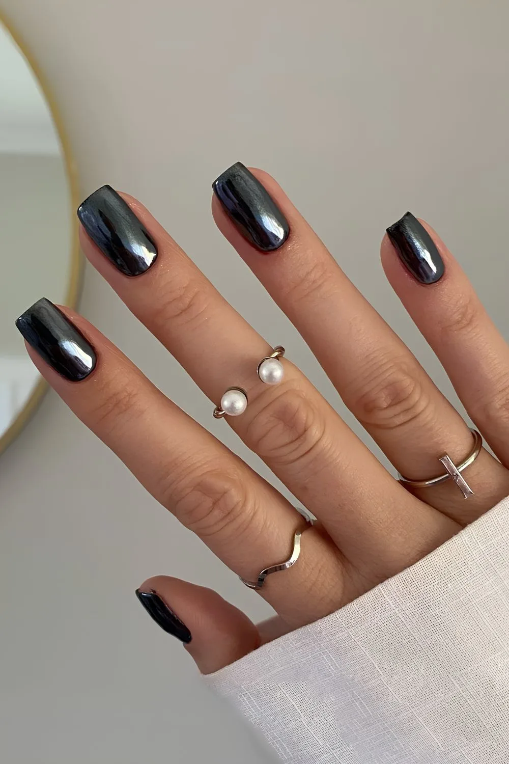 Dark gray chrome nails