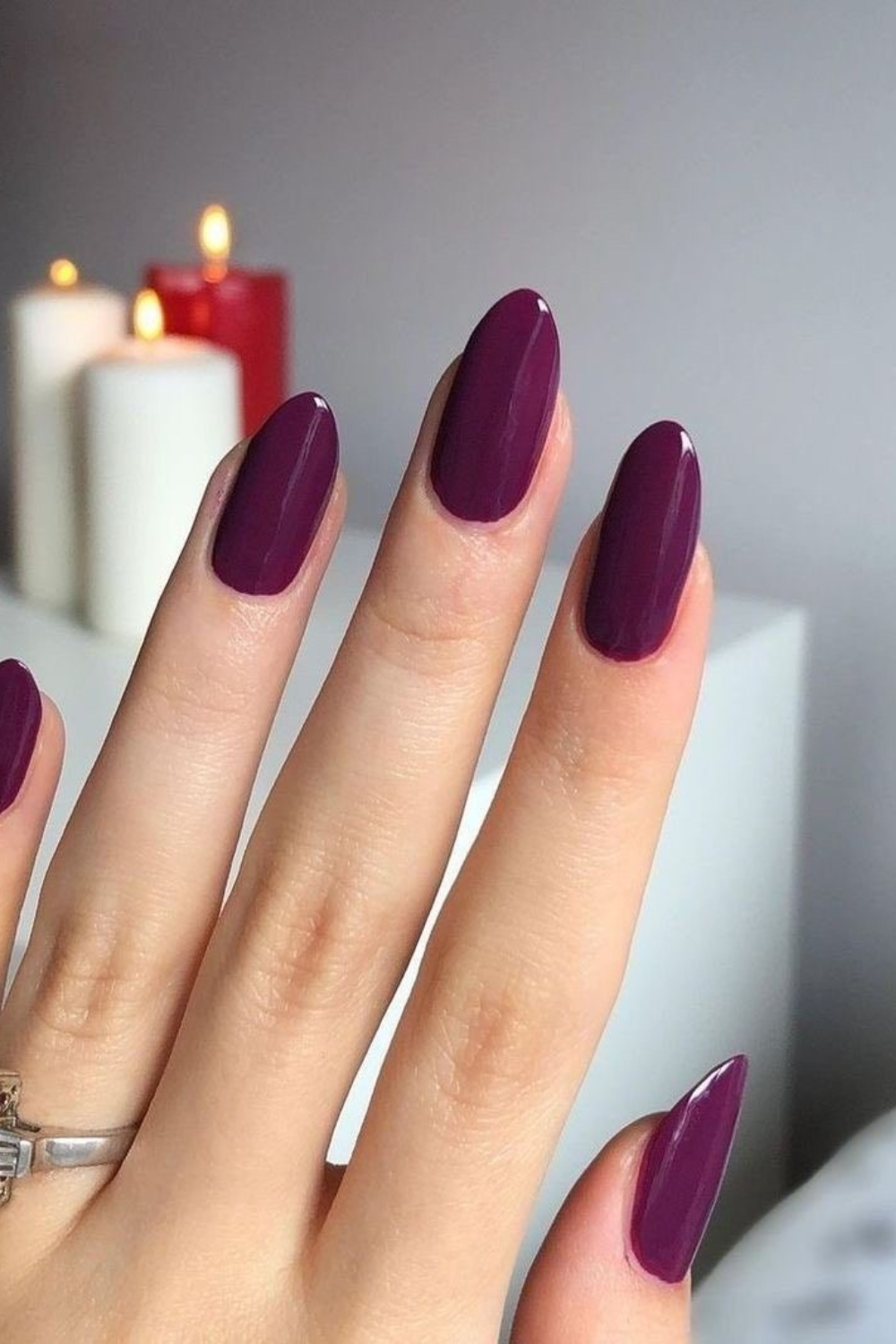 Plum dark purple glossy winter nails